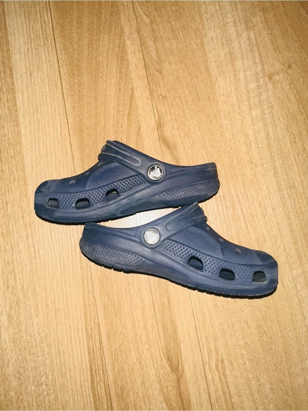 CROCS pre owned
